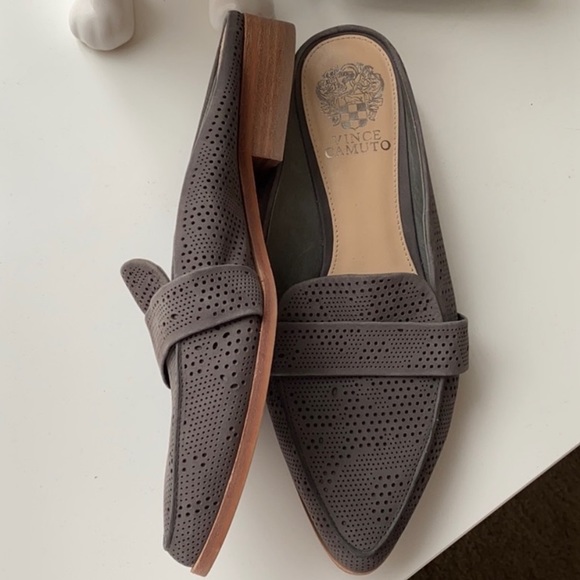 *SOLD*Vince Camuto Kaylana Leather Mule Loafer 8.5 - Picture 5 of 6